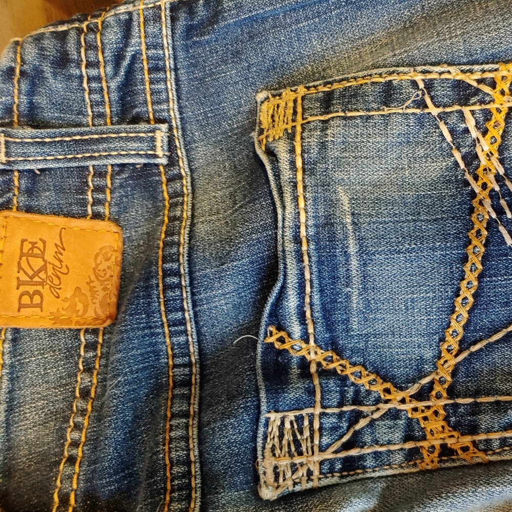 Clearance: BKE size 30x33 1\2
